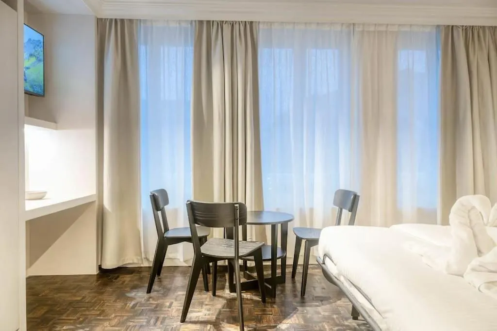 Cozy Ghent Studio For 4 Guests 0*,  Belgio